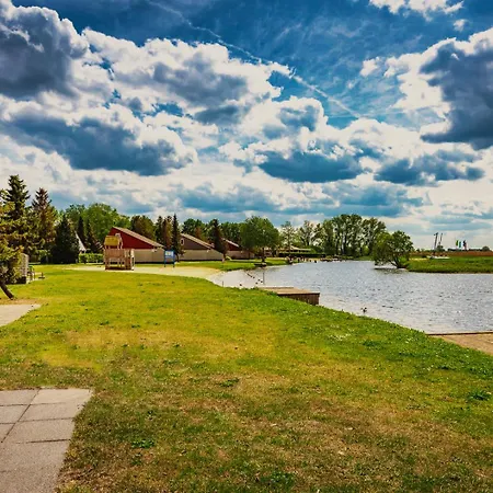 假日公园 Veluwe Strandbad 埃尔堡